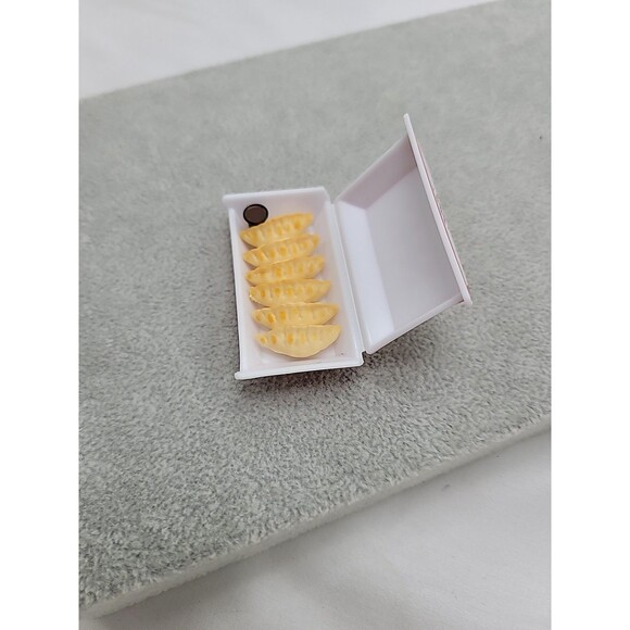 Dollhouse Scale Mini Brands Foodie TGI FIDAYS Dumplings Toy - Picture 7 of 8